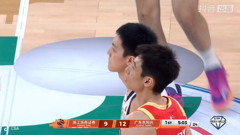  广东宏远赛季双杀广厦：技术战术层面的深度复盘 体育新闻 广东宏远赛季双杀广厦：技术战术层面的深度复盘 体育新闻
